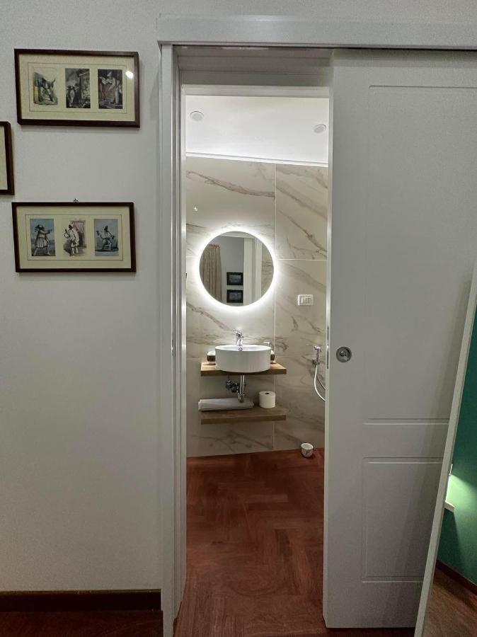 La Stanza Di Eleonora Bed and Breakfast Napels Buitenkant foto